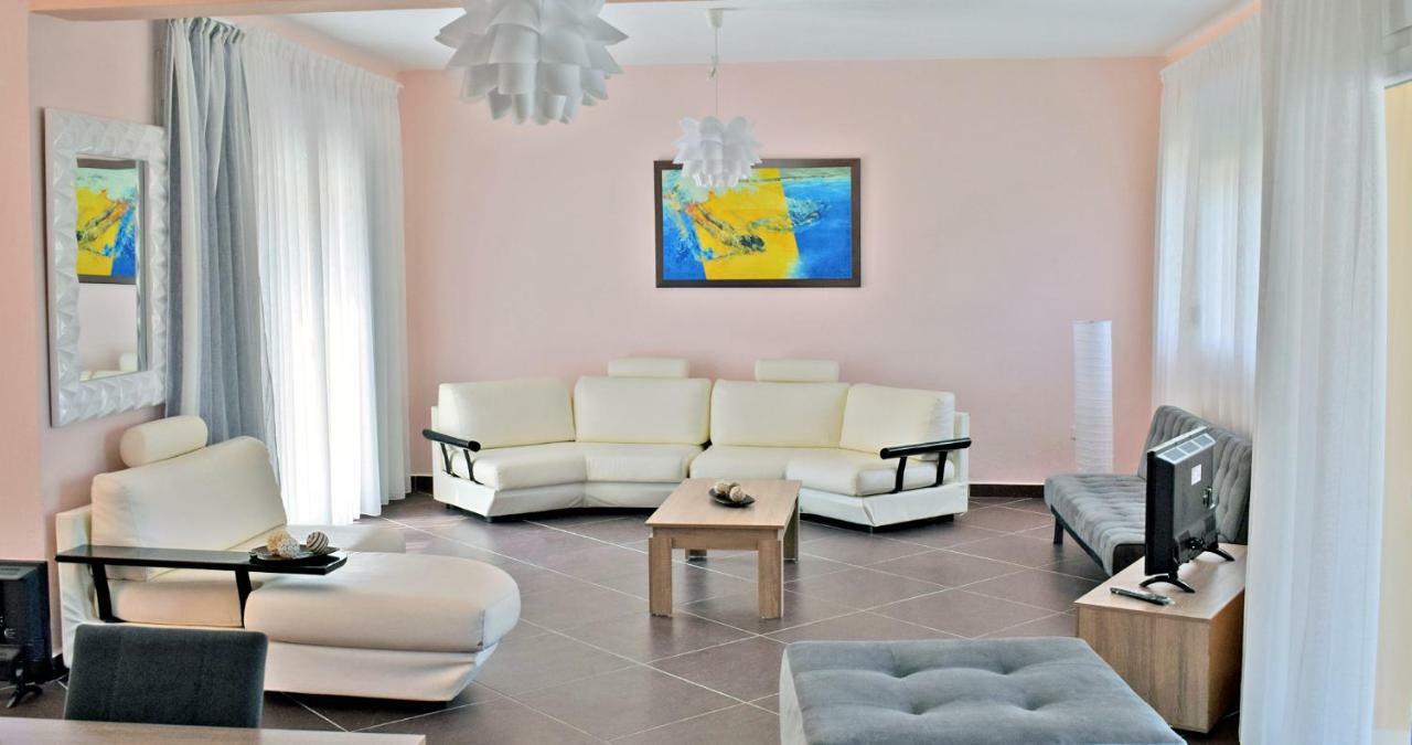 Villa Lily Skala Rachoni  Bagian luar foto