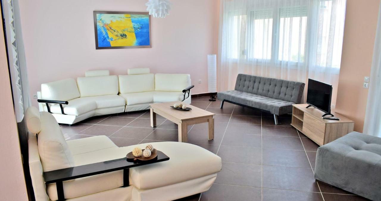 Villa Lily Skala Rachoni  Bagian luar foto